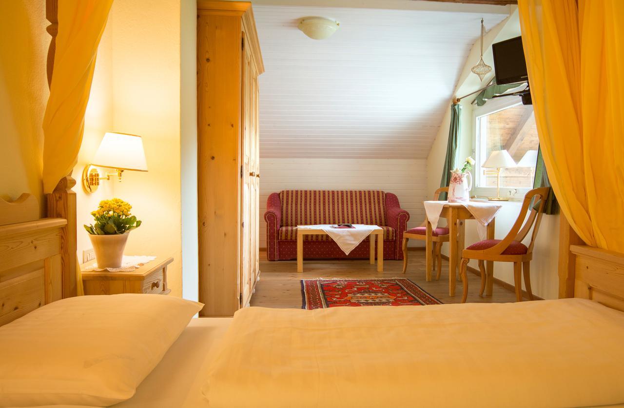 Berghotel Kason Predoi Luaran gambar