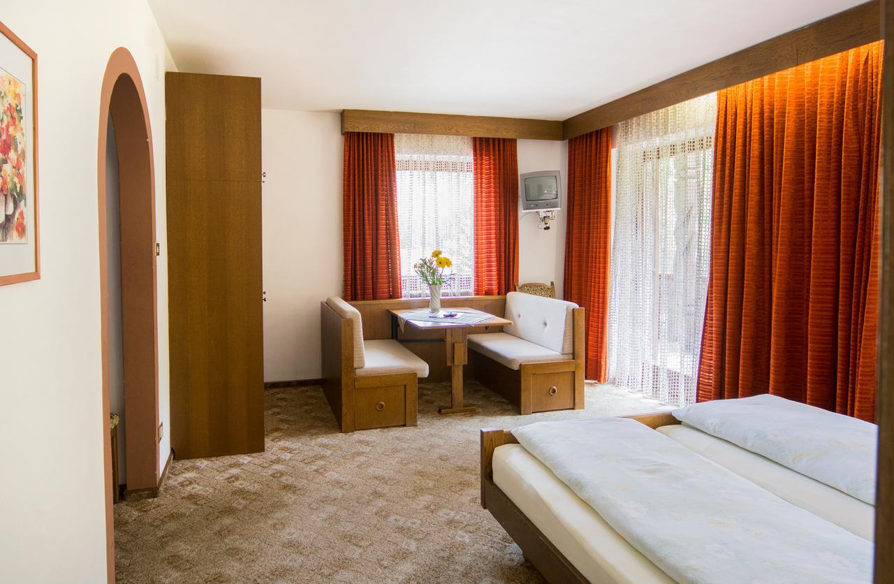 Berghotel Kason Predoi Luaran gambar